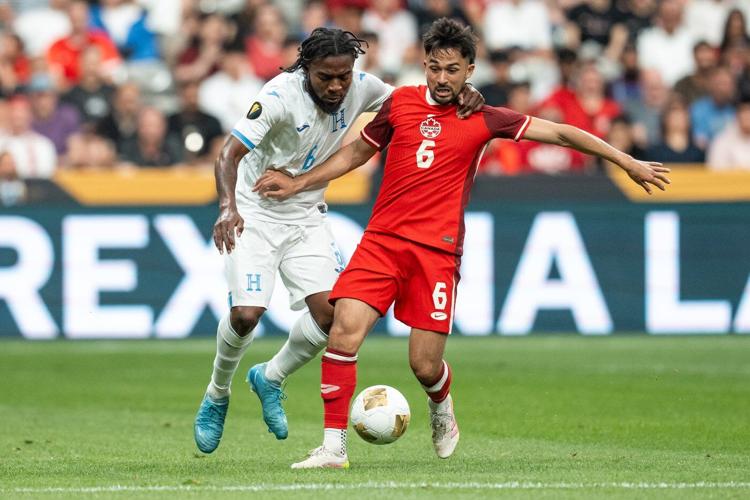 Former CF Montreal midfielder Choinière returns to Stade Saputo in Canada colours