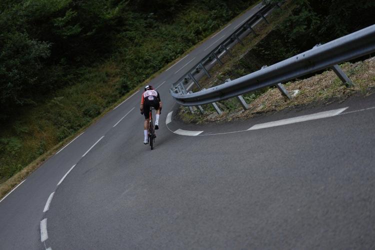 Wellens wins Tour de France 15th stage, teammate Pogačar maintains grip on yellow jersey