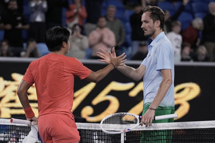 Learner Tien beats Daniil Medvedev and is the youngest US man in Australia's 3rd round since Sampras