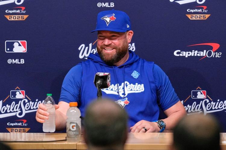 Dodgers aim to capitalize on home-field advantage against Blue Jays