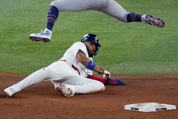 Photo-Gallery-BBO-World-Series-Game-One-13