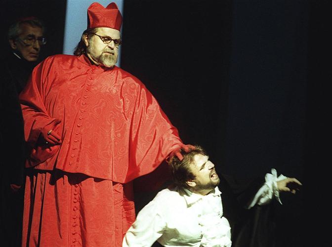 Paul Plishka, whose Metropolitan Opera career spanned 51 years, dies at age 83