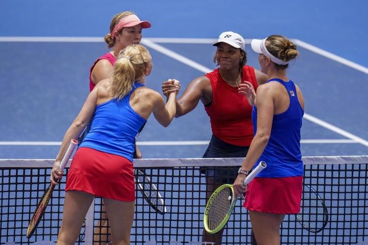 Czech Republic wins doubles to beat United States 2-1 and reach Billie Jean King Cup semifinals