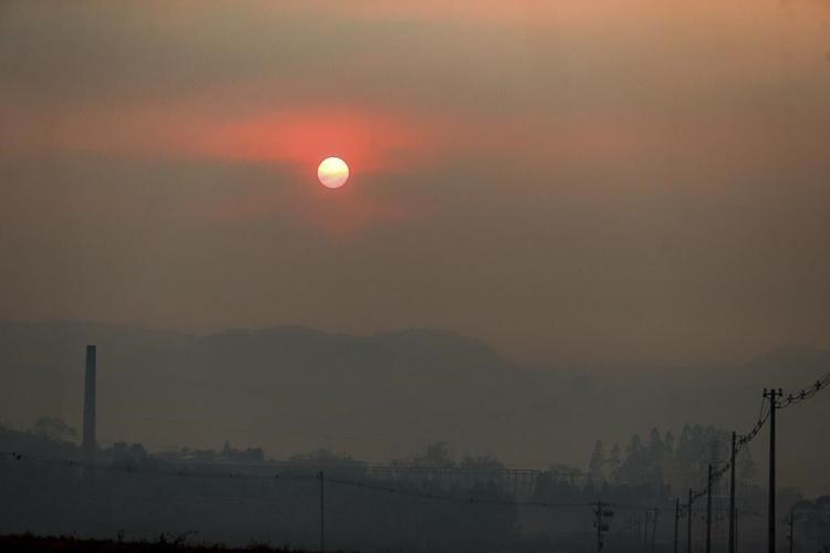 Wildfires in Brazil leave at least 2 dead in Sao Paulo sate. Dozens of cities are on high alert