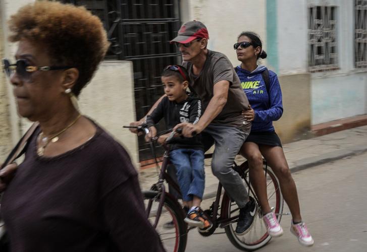A major power plant fails in Cuba, plunging the island into darkness - again