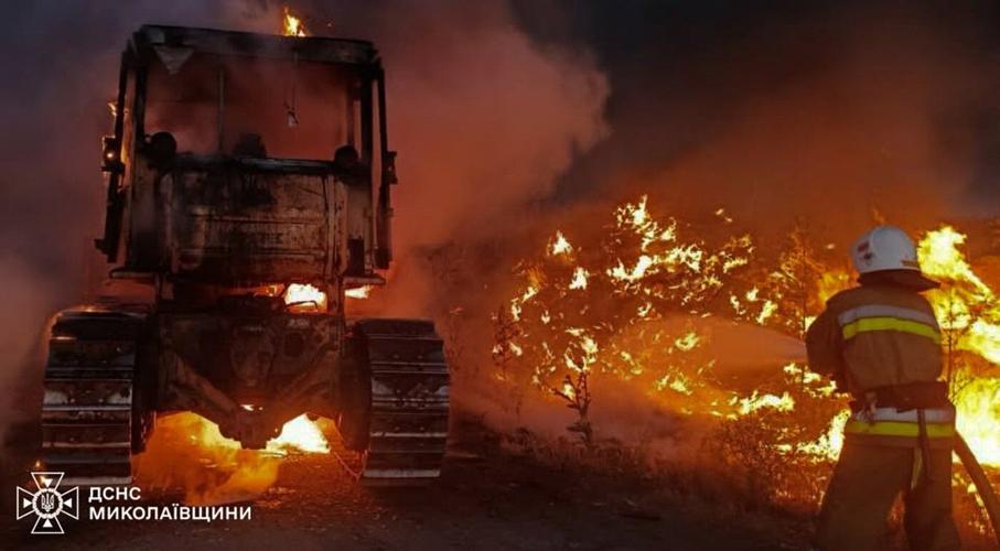 Zelenskyy condemns 'horrific attacks' as Russian strikes kill 8, wound 35 in Ukraine
