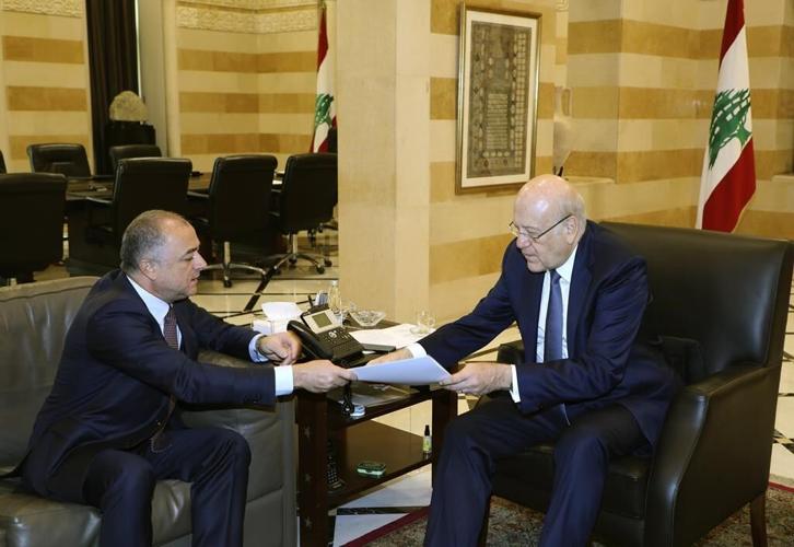 Lebanon's president approves historic Israel sea border deal