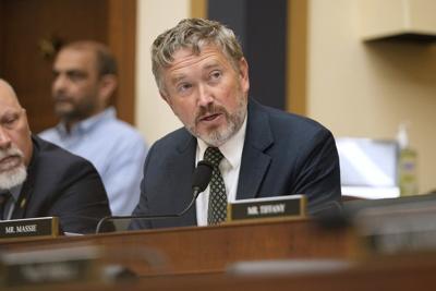 Republican alleges FBI has names of Epstein clients, including billionaire ɫֱ
