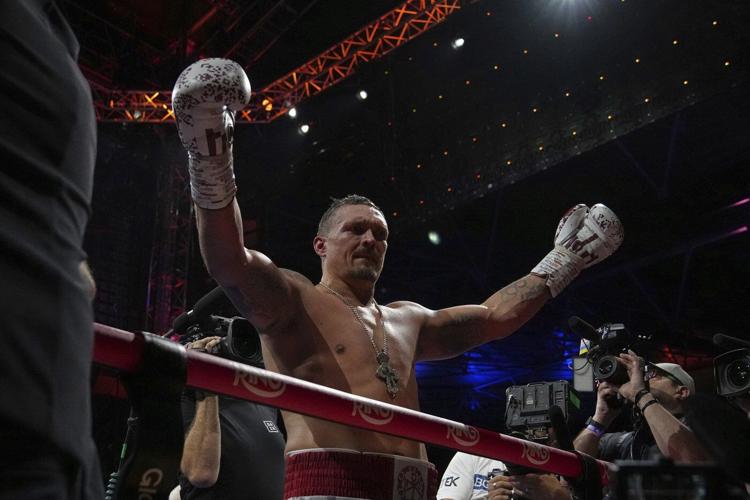 Usyk KOs Dubois to become undisputed world heavyweight champion for a second time