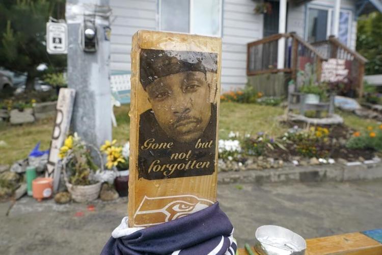 Washington state lawmaker pushes to ban hog-tying by police following Manuel Ellis' death