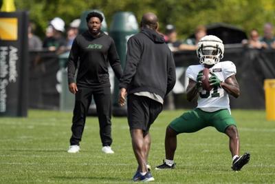 Tarik Cohen informs Jets that he's ending his comeback and retiring from playing