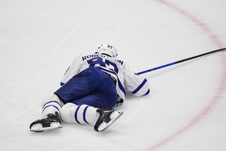 Nylander's OT goal gives Leafs 4-3 victory, snaps Avalanche's 17-game home win streak