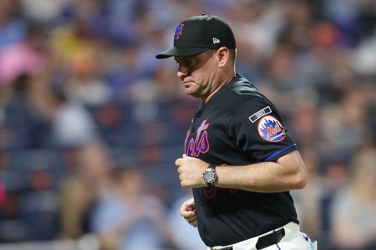 Last-place Mets fire manager Carlos Mendoza, replacing him with Andy Green