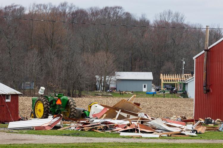Forecasters warn of deadly floods and strong tornadoes in parts of the Midwest and South