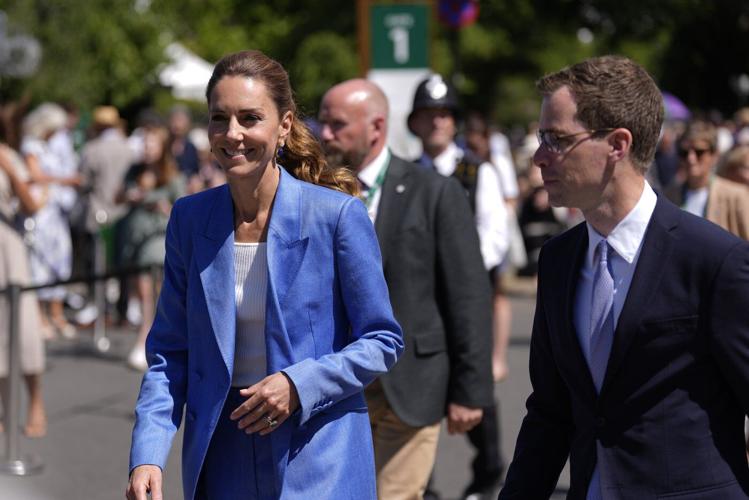 Princess Kate returns to Wimbledon and greets tennis fans lining up in the Queue