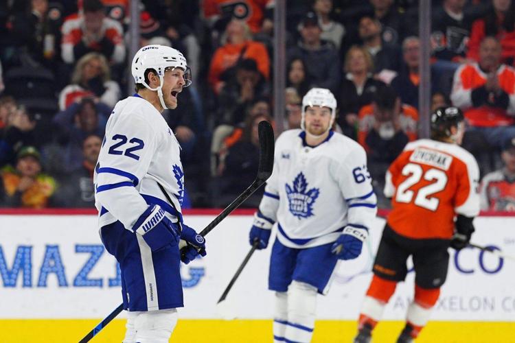 Matthews, Tavares lead Maple Leafs past Flyers 5-2; Tanev stretchered off after collision