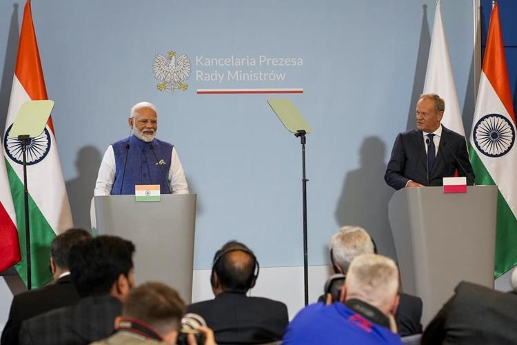 India's Modi urges efforts to end Ukraine war after talks in Poland