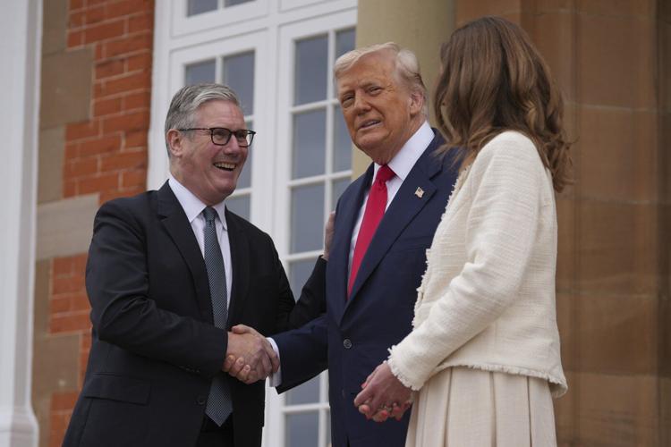 As Trump shows off his golf courses for Britain's leader, crisis in Gaza looms