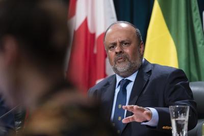 Saskatchewan's top doctor not recommending mask as respiratory virus rates rise