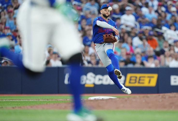Mets play long ball in 3-0 win over sluggish Blue Jays