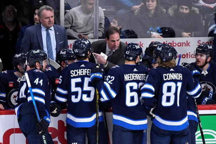 Scott Arniel promoted from associate to head coach of the Winnipeg Jets