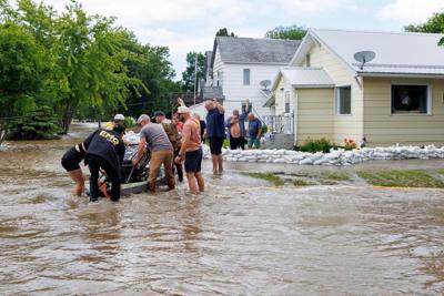 Flooded Manitoba town of Swan River stuck in waiting game before cleanup, mayor says
