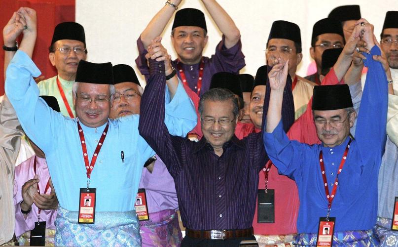 Former Malaysian leader Abdullah Ahmad Badawi, who extended political freedoms, dies at 85