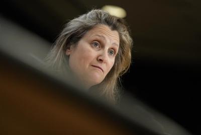 Freeland se dit préoccupée par les allégations sur l'ingérence étrangère
