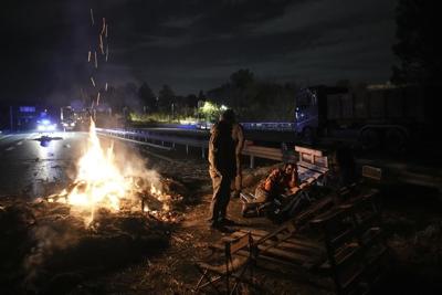 Protesting farmers have France's government in a bind