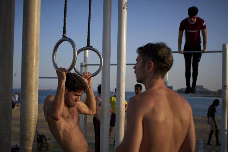 Which strength training method is best for you? Experts break down the options