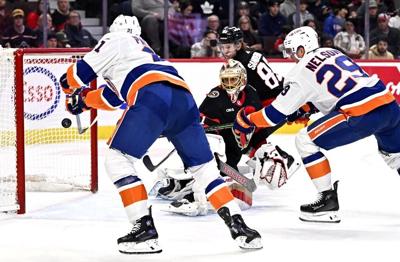 Palmieri, Wahlstrom lead short-handed Islanders to 5-3 win over Senators