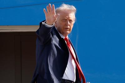 Trump says Carney apologized for advertisement, talks still paused