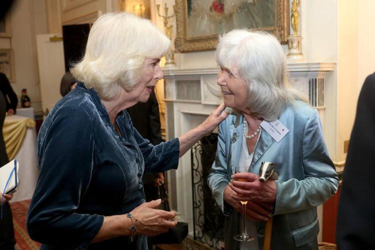 Jilly Cooper, British author of bestselling risqué novels including 'Rivals', has died at 88