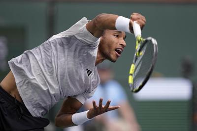 Auger-Aliassime breezes into Munich quarterfinals with 6-3, 6-2 win over Daniel