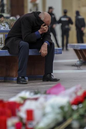 Spain: Police raid home of suspect in church machete attacks