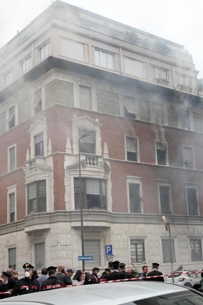 Van carrying oxygen tanks explodes in Milan; driver injured