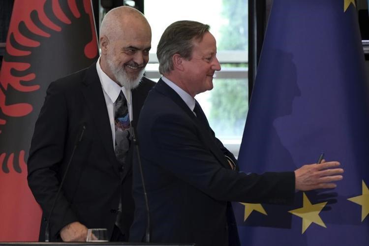 UK's Cameron marks progress in joint effort with Albania to stop illegal migration