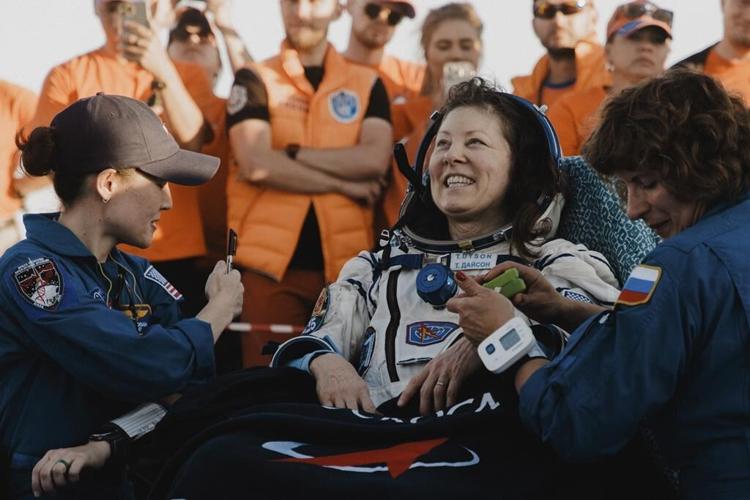 2 record-breaking Russians and an American who lived on space station for 6 months return to Earth