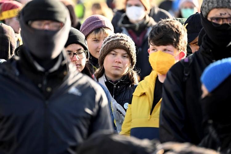 Activists resume protests over German coal mine expansion