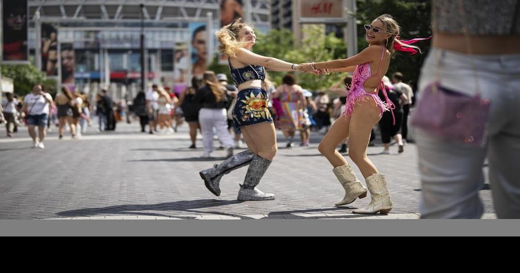 Wait-listed Taylor Swift fans get another chance to buy tickets to Toronto concerts