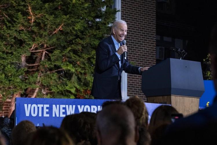 Biden, Trump to make final appeals ahead of crucial midterms