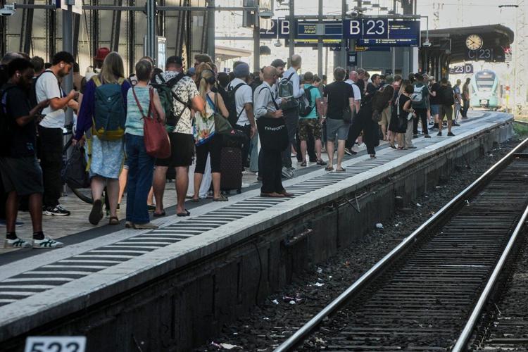 German trains are running after communication outage stranded passengers nationwide