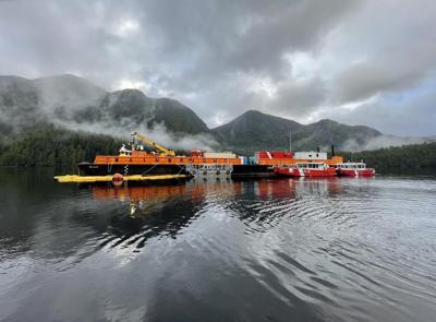 Oil removal work begins on 'fragile' Second World War-era wreck in coastal B.C.