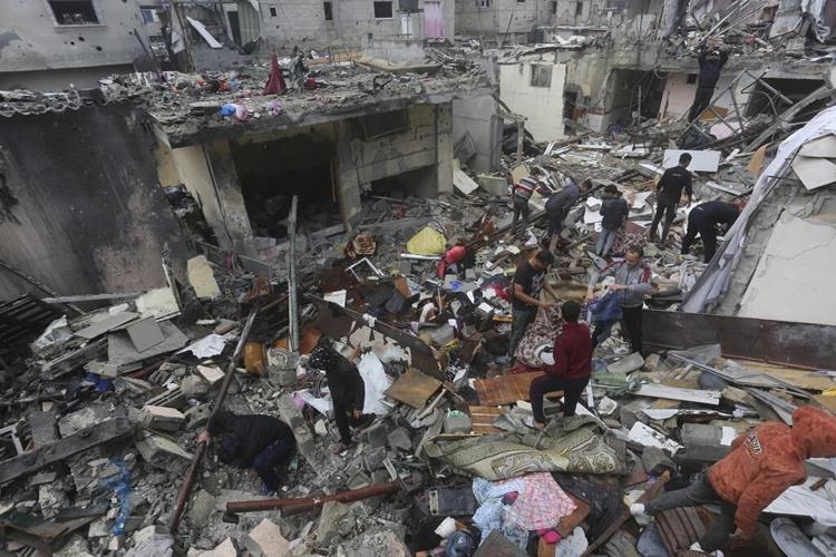 9 Israeli soldiers killed in Gaza City ambush in sign that Hamas resistance is still strong