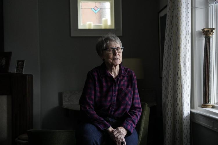 Dr. Roberta Bondar, 1st ºÃÉ«tv woman in space, turns 80