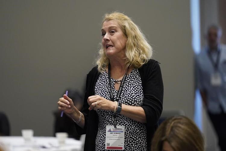Librarians train to defend intellectual freedom and fight book bans at Chicago conference