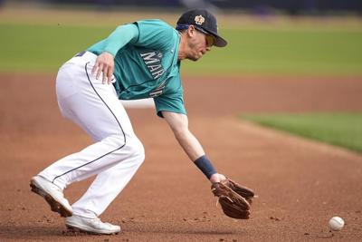Canada falls 5-3 in World Baseball Classic tune-up against MLB's Seattle Mariners
