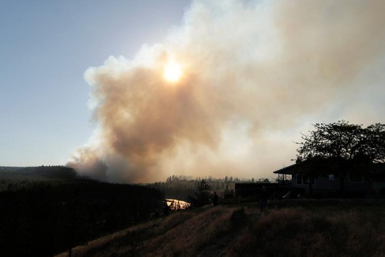 Eastern Washington fires have burned 600 structures and forced the evacuation of 5,000 homes