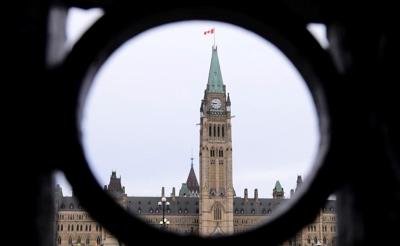 La confiance des Canadiens à l'endroit des gouvernements en hausse, selon un sondage