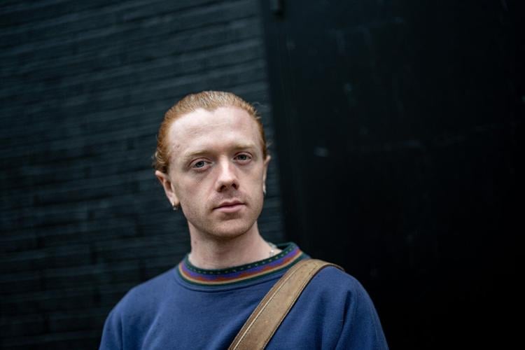 Young ��ɫtvs talk about chasing their dreams in a world in crisis